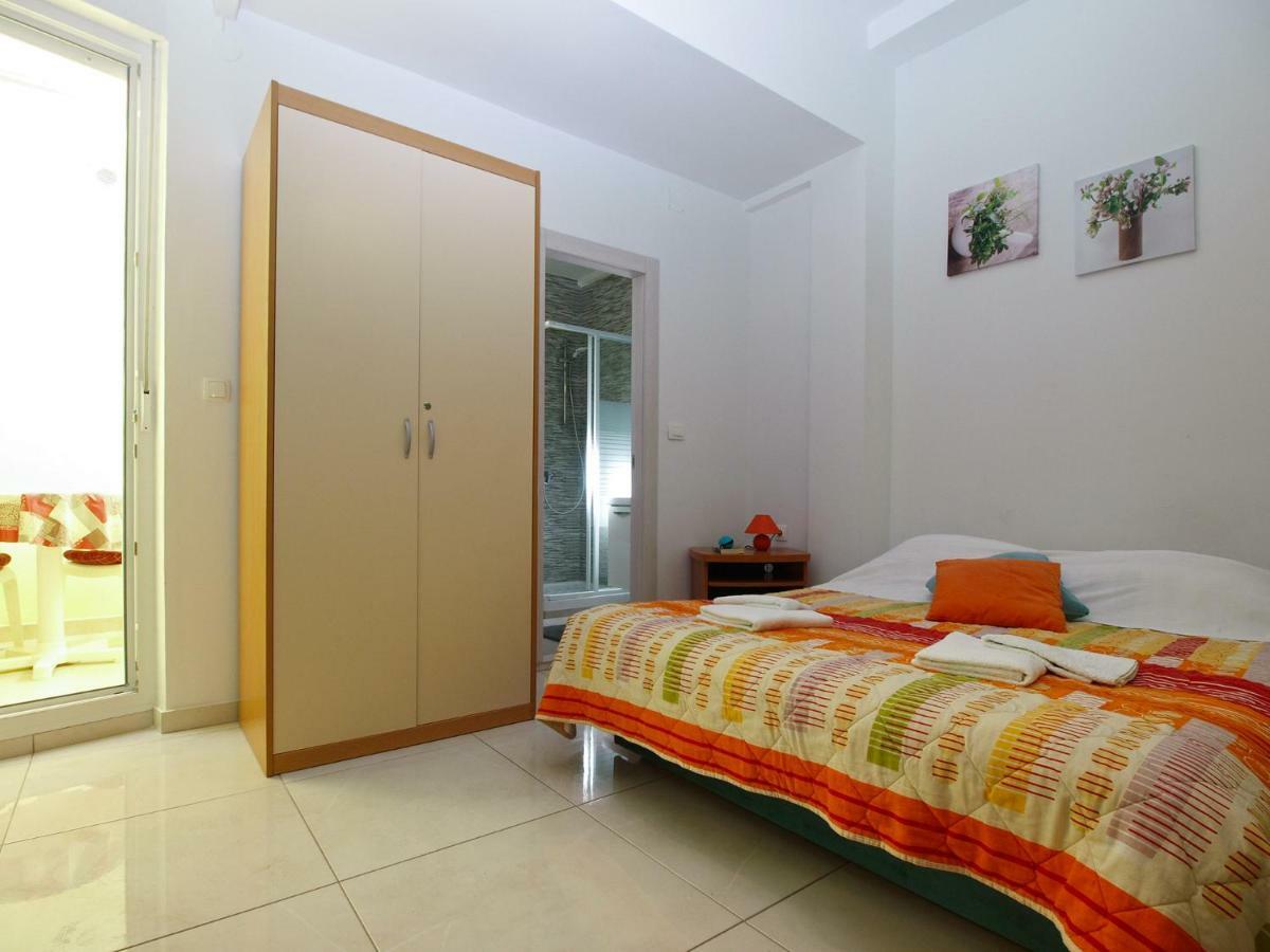 Apartments Oriana 898 Pula Buitenkant foto